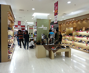 ˿�Ϸ���ŮЬ