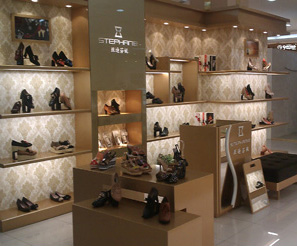 ˿�Ϸ���ŮЬ